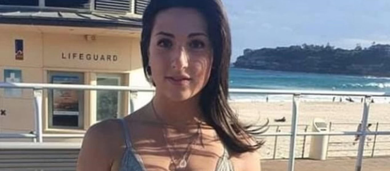 «Έφαγε πόρτα» λόγω τολμηρού ντυσίματος - Ανέβασε φωτογραφία της και ρωτούσε γνώμες (φώτο)